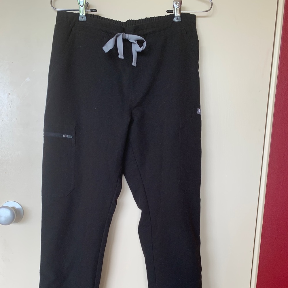 Figs scrub pants, small petite black
